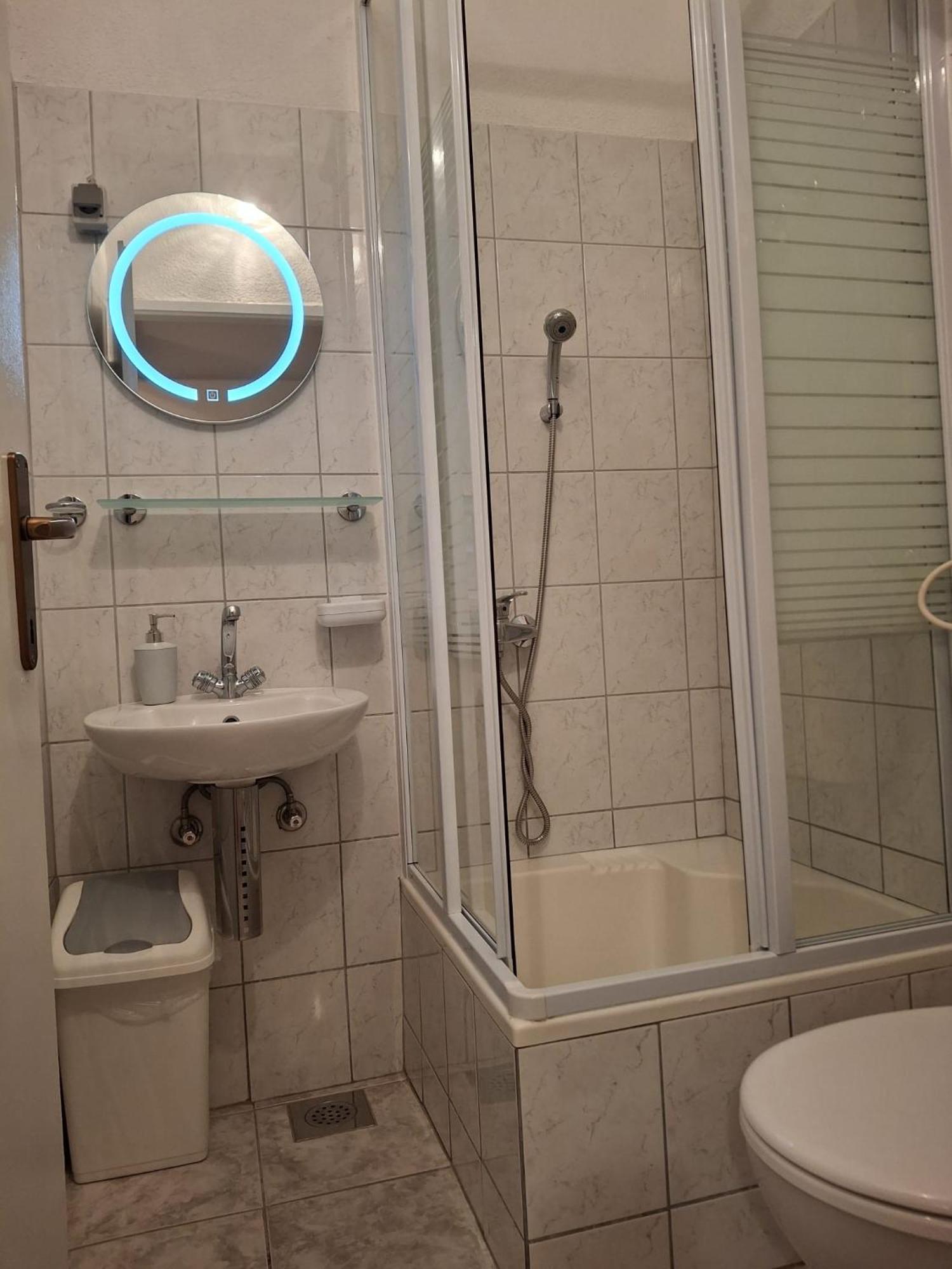 Apartma Mirjana *